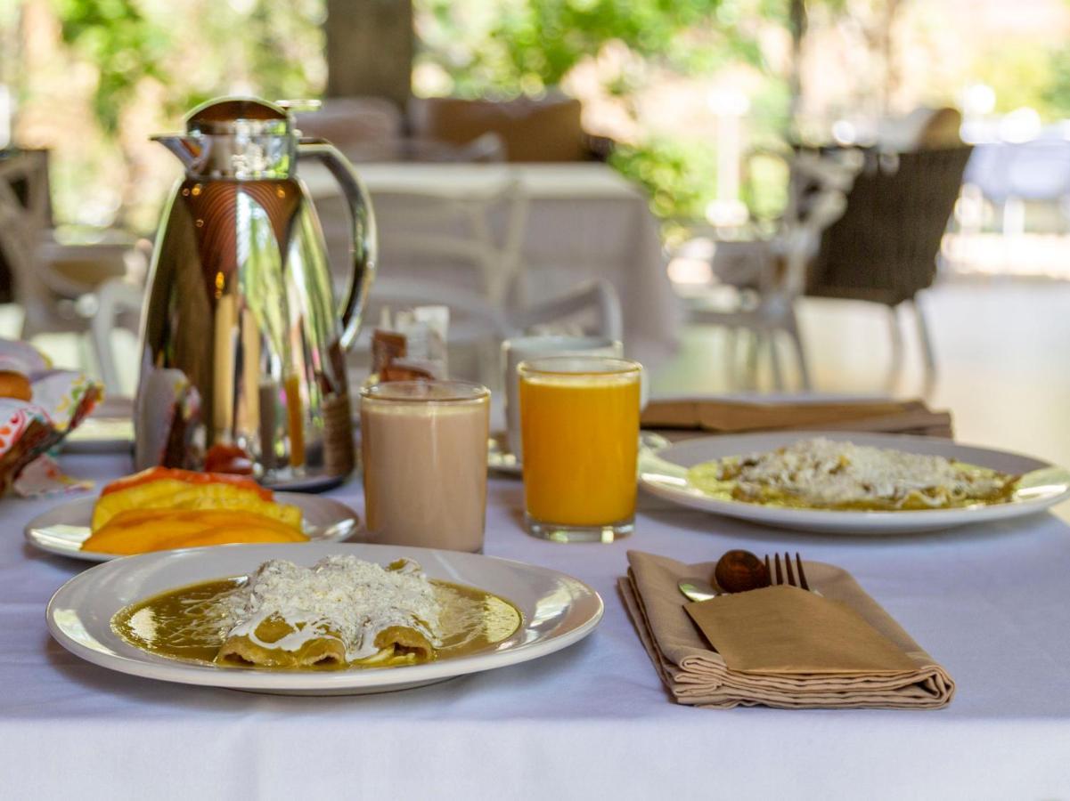 Hotel Amate Del Rio 말리날코 외부 사진