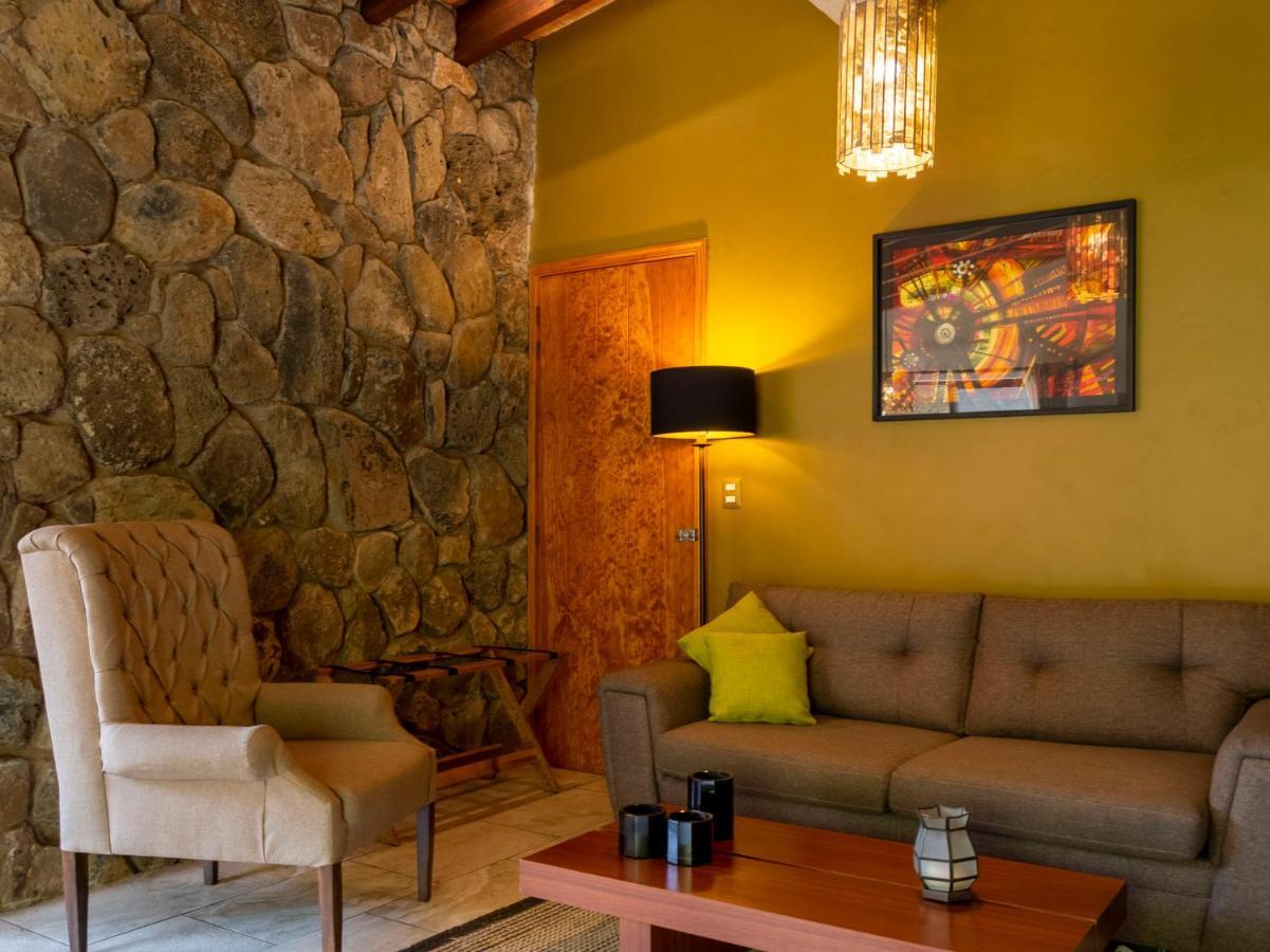 Hotel Amate Del Rio 말리날코 외부 사진
