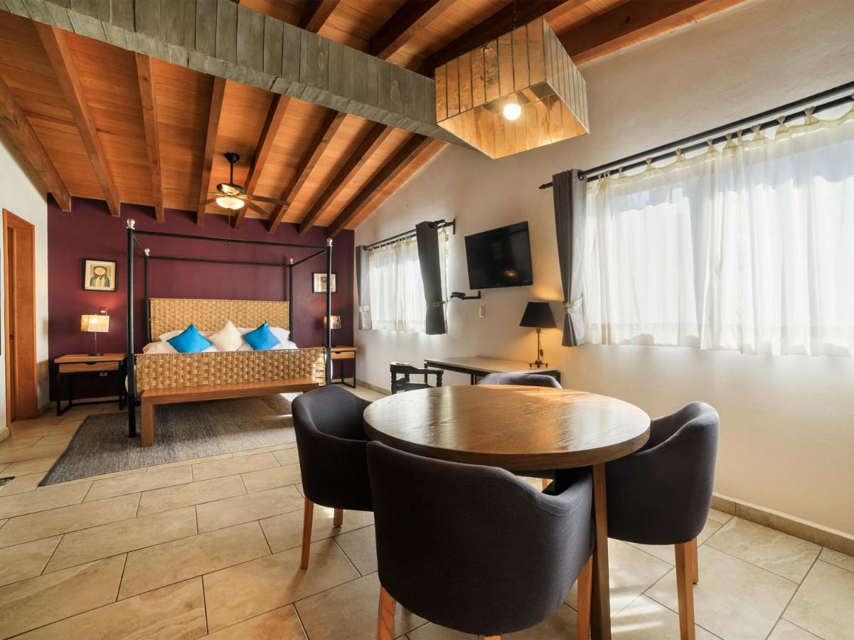 Hotel Amate Del Rio 말리날코 외부 사진