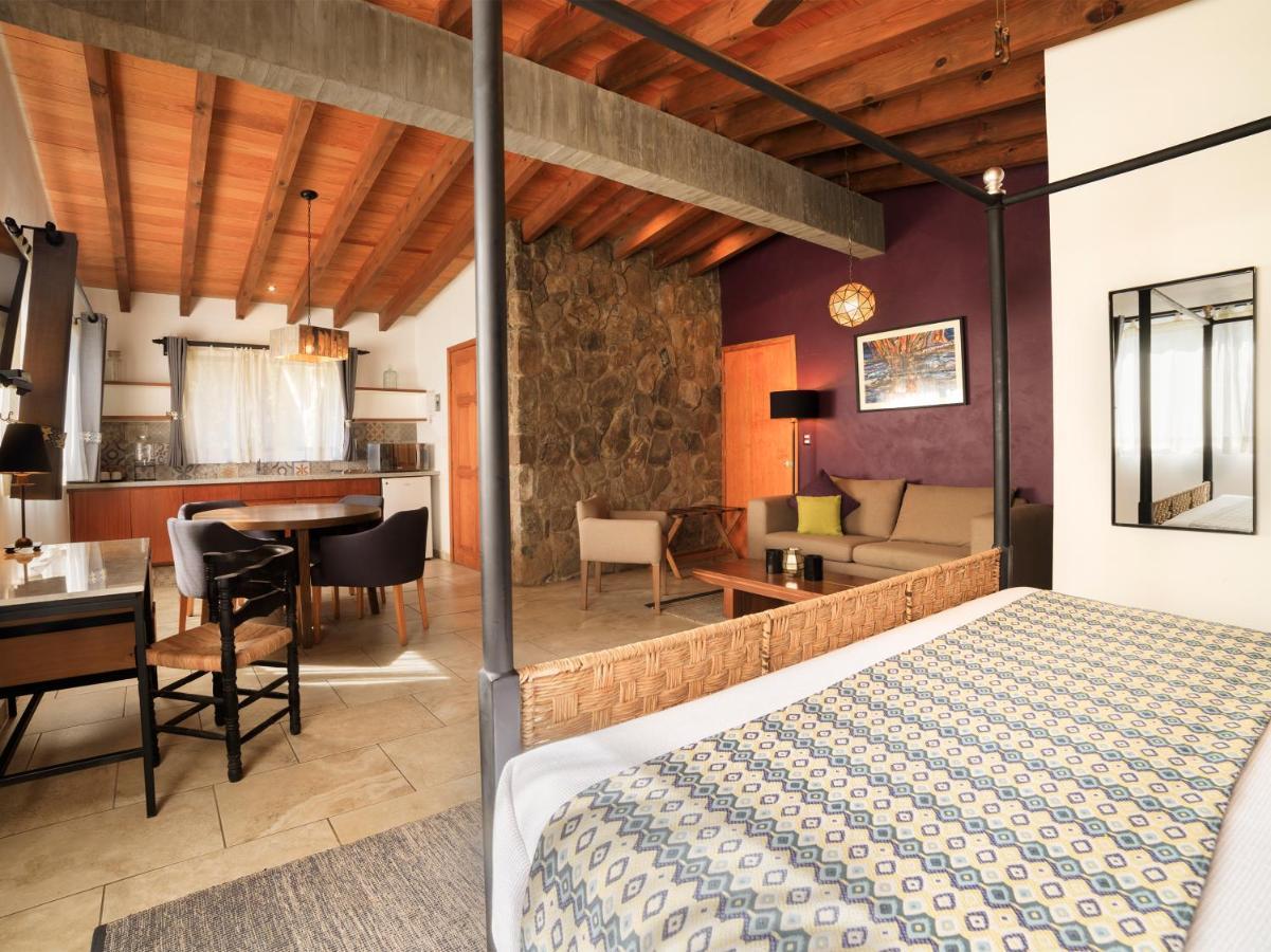 Hotel Amate Del Rio 말리날코 외부 사진